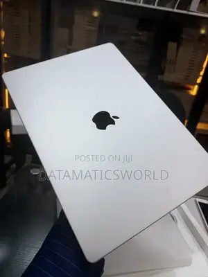 Laptop Apple MacBook Pro 2023 M3 Pro 36GB Apple M3 Pro SSD 512GB