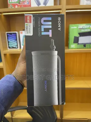 Off-White Sony Ult Field 1