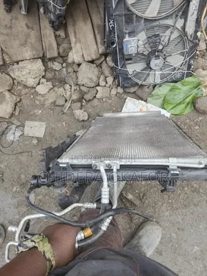Radiator and Fan and Condenser Hyundai Santa Fe 2017 or 2019
