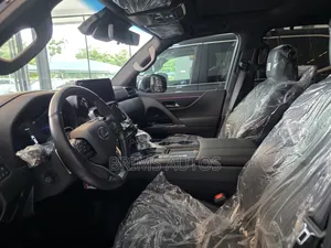 New Lexus LX 2025 Black