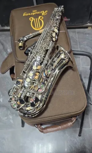 Armstrong Alto Saxophone Silver Designed