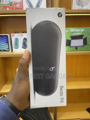 Black Beats Pill Speaker