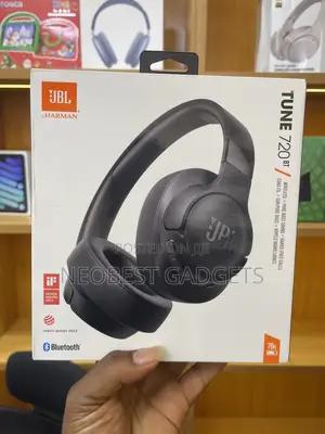 Black JBL Tune 720 Bt