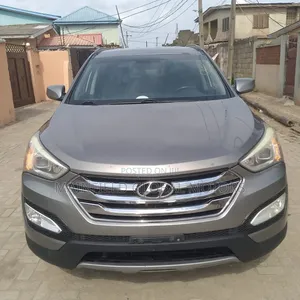 Hyundai Santa Fe GLS 4dr SUV (3.3L 6cyl 6A) 2014 Gray