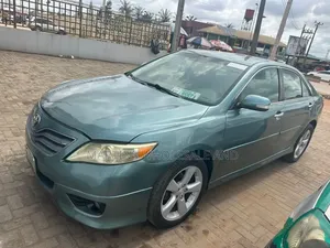 Toyota Camry Sport