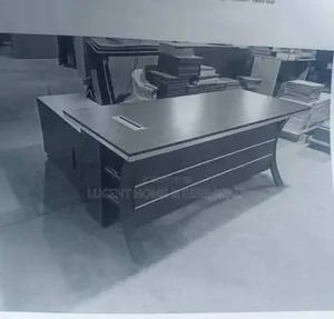 Premium Wooden Ceo Office Table With Integrated Cable Management