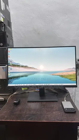 27 Inch’S Acer Frameless Monitor
