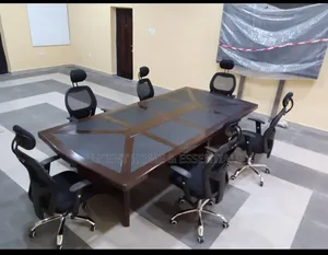 Luxury 6-Seater Conference Table Ergonomic Mesh Chairs Set