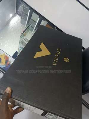 New Laptop HP Victus 15 8GB Intel Core i5 SSD 512GB