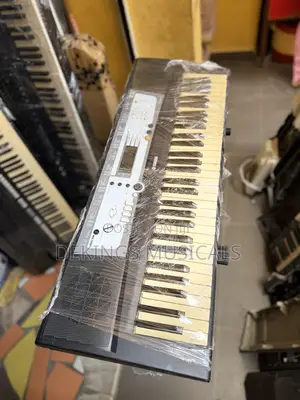 Uk Used Yamaha PSR-E213 Portable Keyboard