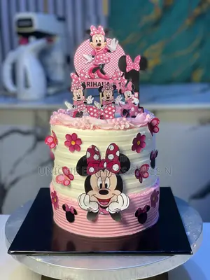 Kiddes Character Cake