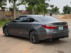 Lexus ES 2014 Gray