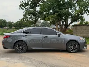 Lexus ES 2014 Gray