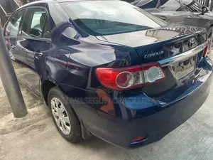 Toyota Corolla L 4dr Sedan (1.8L 4cyl 5M) 2012 Blue