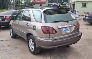 Lexus RX 300 2WD 2000 Gold