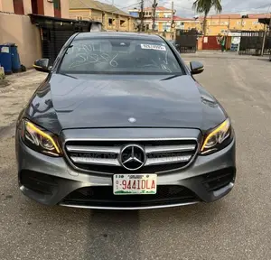 Mercedes-Benz E300 4Matic AWD Sedan (2.0L 4cyl 9A) 2017 Gray