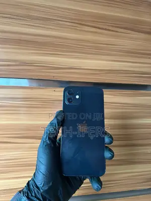 Apple iPhone 12 64 GB Black