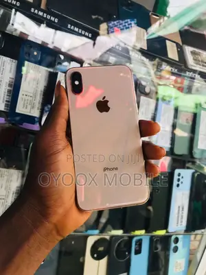 Apple iPhone XS Max 64 GB Gold