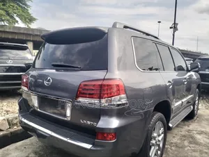 Lexus LX 2016 Gray