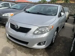 Toyota Corolla 2010 Silver