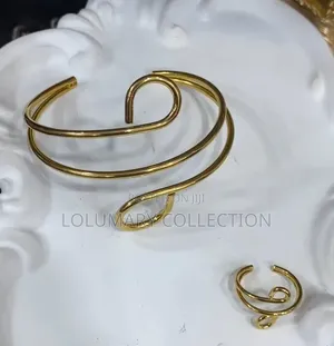Bracelet With Ring