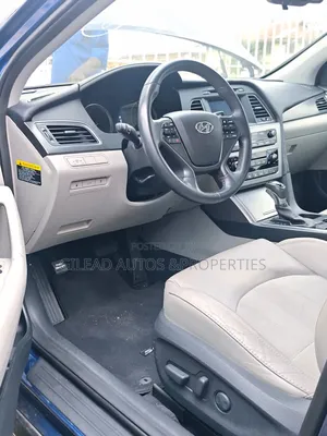 Hyundai Sonata Sport 2.0T Sedan FWD (2.0L 4cyl 6A) 2017 Blue