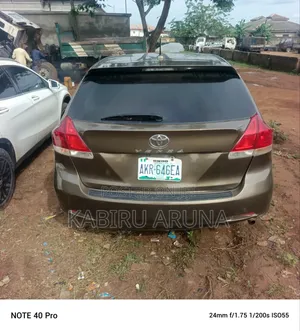 Toyota Venza 2010 Brown