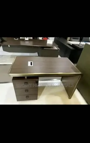 Modern Executive Office Desk With 3 Drawer Lockable Cabinet Brand New