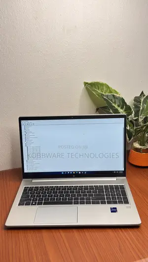 Laptop HP EliteBook 640 G10 16GB Intel Core i5 SSD 512GB