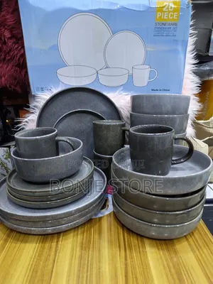 20 Pieces Stoneware Dinner Set