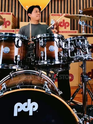 Pacific Drum and Percussion PDP Concept Maple 5 Set Drum Set