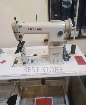 Two Lion Post Bed Leather Industrial Clutch Sewing Machine