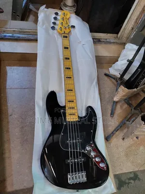 Squier Classic 5 Strings Jazz Bass Guitar (Squier by Fender)