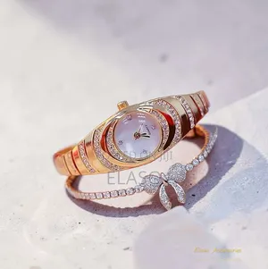 2pcs Elegant Butterfly Quartz Watch Ladies Bracelet Set