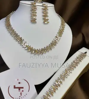 Classic Fashion Jewelry Set