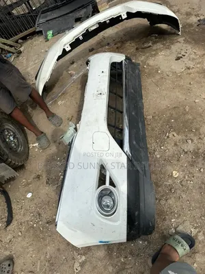 Complete Front Bumper Nissan Pathfinder 015