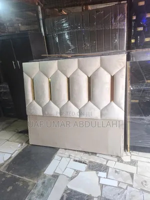 4.5/6 Parded Bedframe