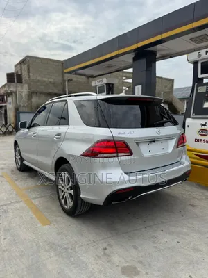 Mercedes-Benz GLE-Class GLE 400 4MATIC 2018 Silver
