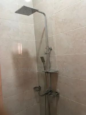 Furnished 5bdrm Duplex in Olive Court Agodi for rent