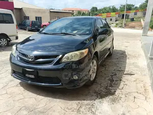 Toyota Corolla 2012 Black