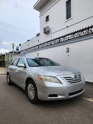 Toyota Camry LE 4dr Sedan (2.4L 4cyl 5A) 2009 Silver