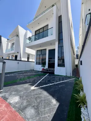 4bdrm Duplex in Ikota for sale