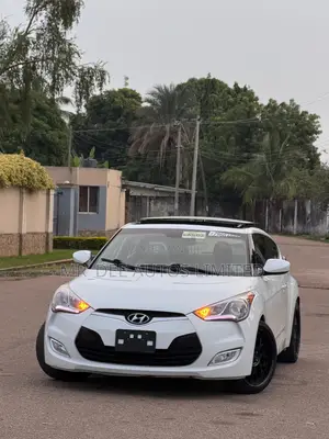 Hyundai Veloster 2013 White