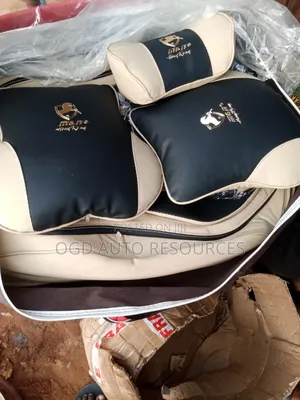 Seat Cover Executive Biege/Black Color