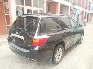 Toyota Highlander Sport 2010 Black