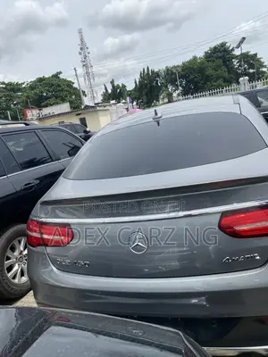 Mercedes-Benz GLE-Class 2015 Gray