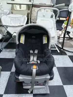 Us Used Chicco Baby Car Seat In Great Condition