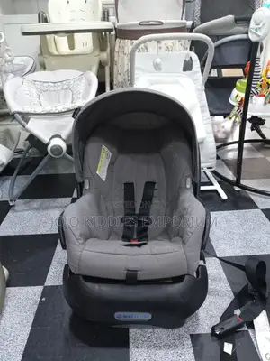 Us Used Maxi Cosi Infant Baby Car Seat In Excellent Condition