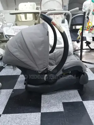 Us Used Maxi Cosi Infant Baby Car Seat In Excellent Condition
