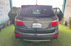 Hyundai Santa Fe 2014 Blue